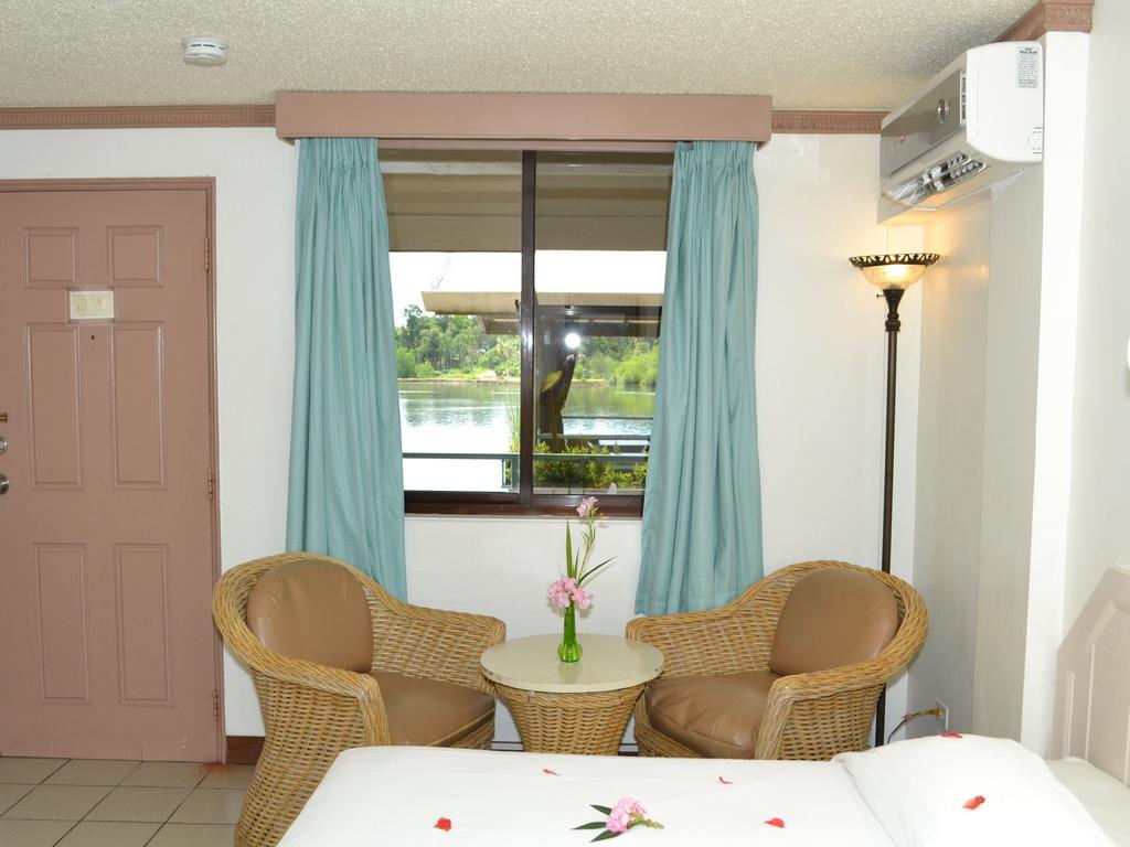 West Plaza By The Sea Koror Exterior foto